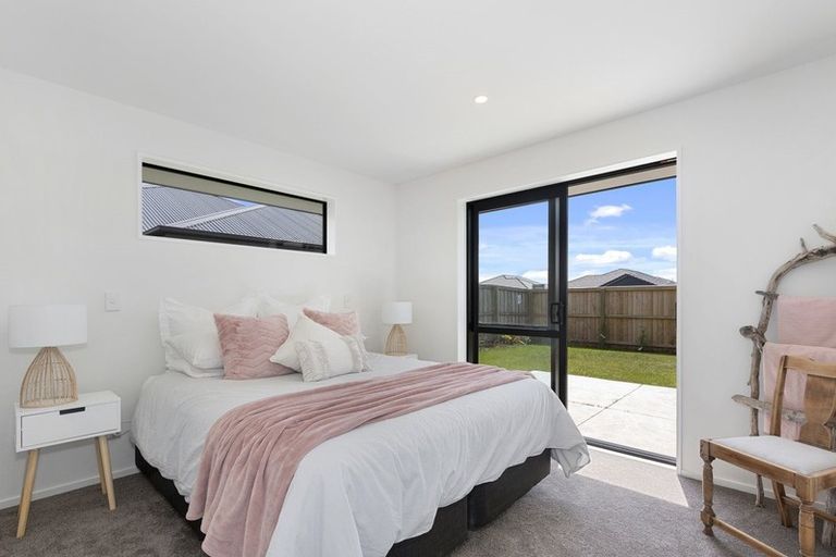 Photo of property in 2 Broadway Parade, Rolleston, 7615
