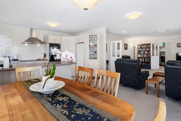 Photo of property in 17 La Sendero Way, Bethlehem, Tauranga, 3110