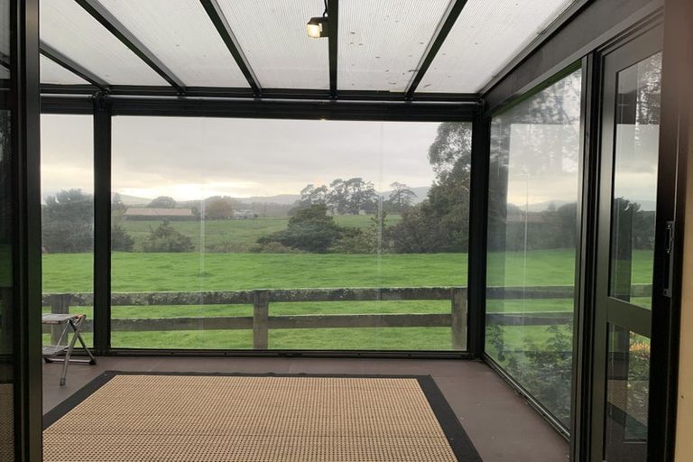 Photo of property in 275 Polson Hill Drive, Aokautere, Palmerston North, 4471