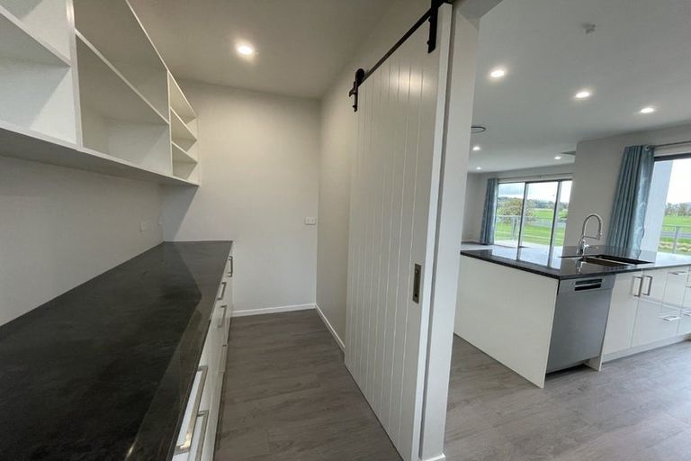 Photo of property in 64 Pelorus Avenue, Poraiti, Napier, 4112