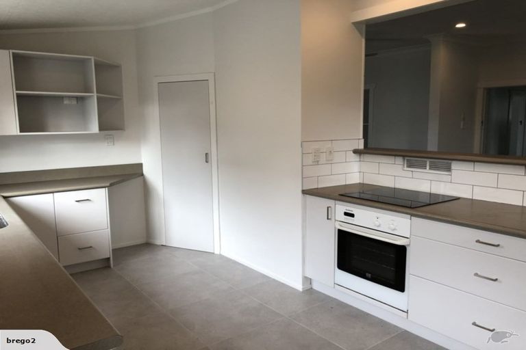 Photo of property in 700 Victoria Street, Parkvale, Hastings, 4122