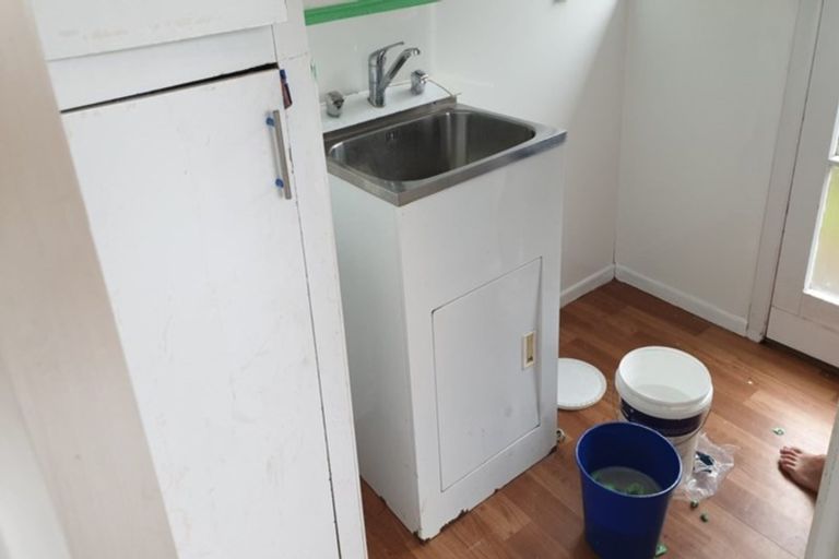 Photo of property in 19 Driver Road, Mangere East, Auckland, 2024