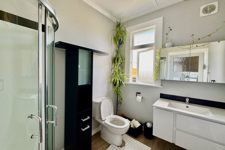 Photo of property in 105 Beach Road, Awamoa, Oamaru, 9495