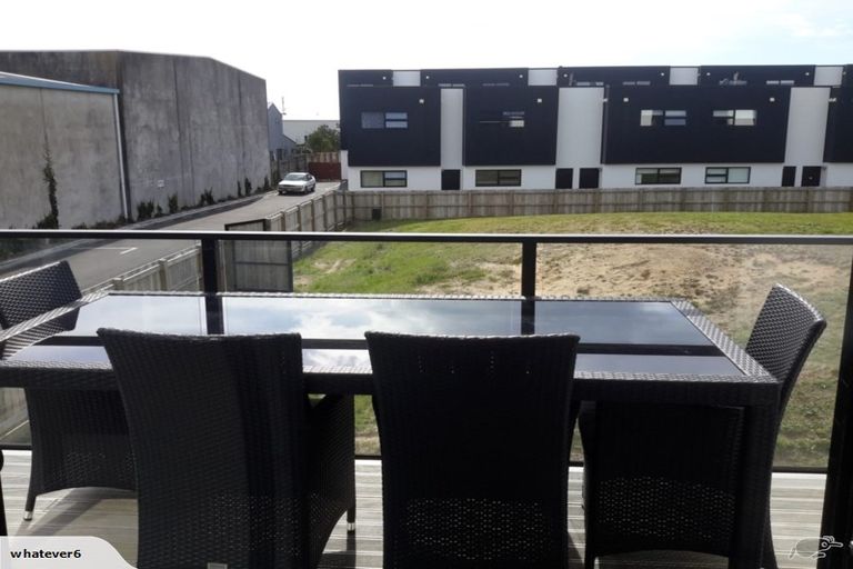 Photo of property in 1/18 Ashley Place, Papamoa Beach, Papamoa, 3118