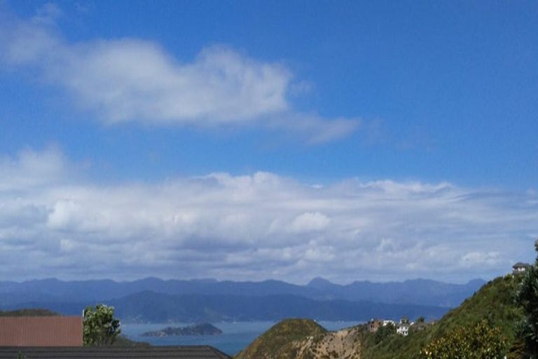 Photo of property in 6a Orissa Crescent, Broadmeadows, Wellington, 6035