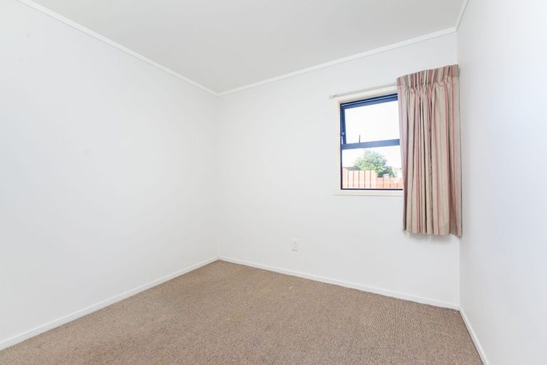 Photo of property in 2/107 Russell Road, Manurewa, Auckland, 2102