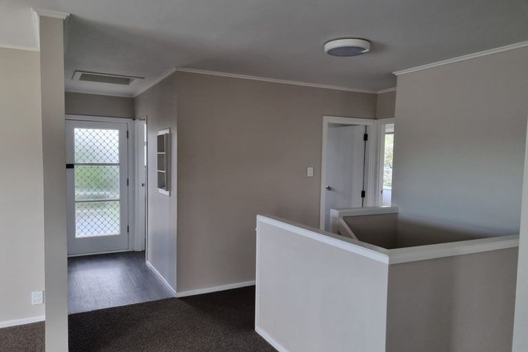 Photo of property in 7 Crystal Avenue, Glendene, Auckland, 0602
