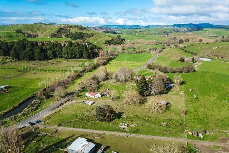 Photo of property in 1306 Wharepuhunga Road, Wharepuhunga, Te Awamutu, 3873