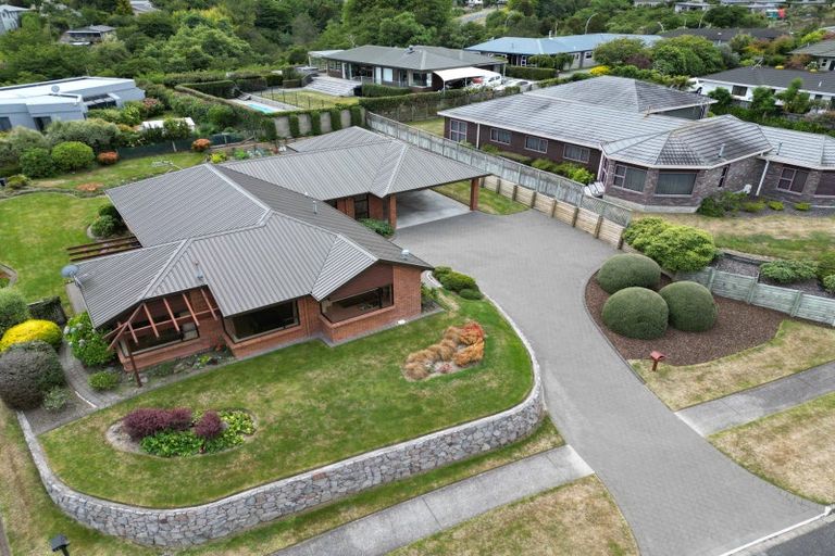 Photo of property in 80 Harvey Street, Waipahihi, Taupo, 3330