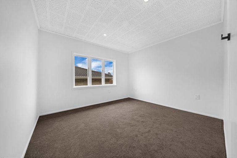 Photo of property in 76 Old Wairoa Road, Papakura, 2110