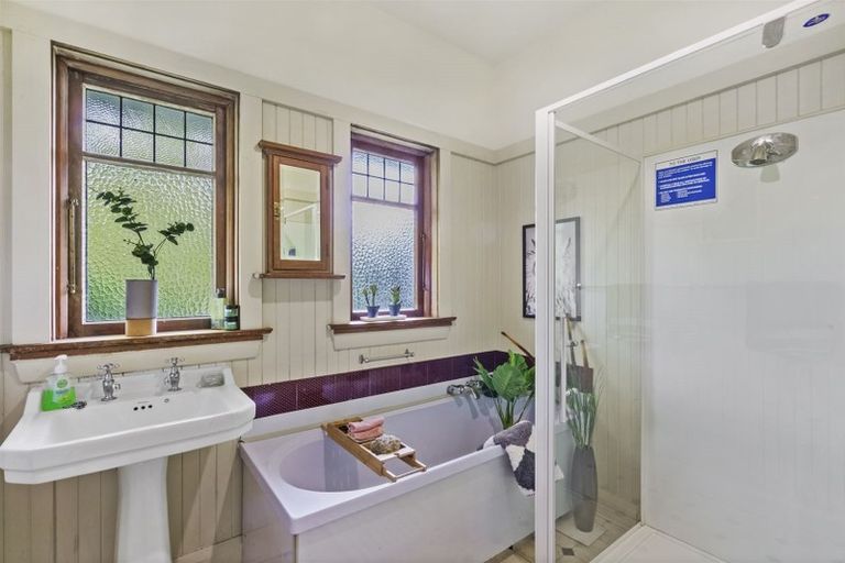 Photo of property in 36 Saint Martins Road, Saint Martins, Christchurch, 8022