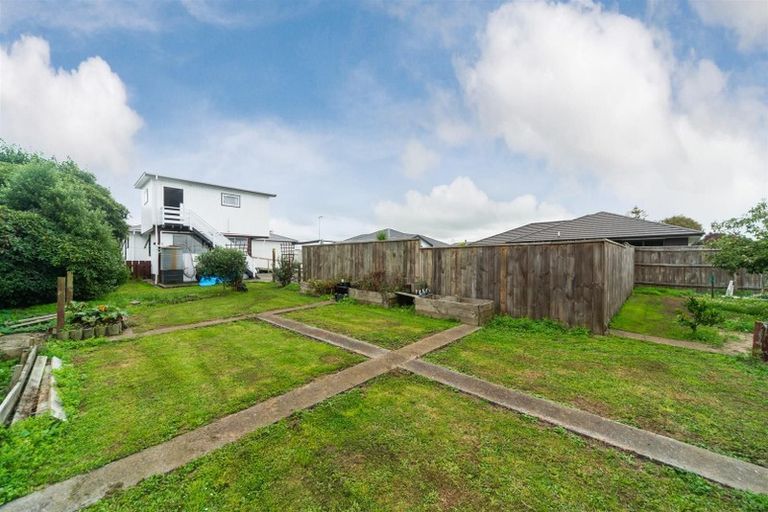 Photo of property in 10 Potaka Street, Marton, 4710