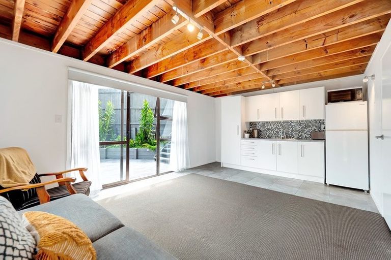 Photo of property in 45 Marendellas Drive, Bucklands Beach, Auckland, 2014