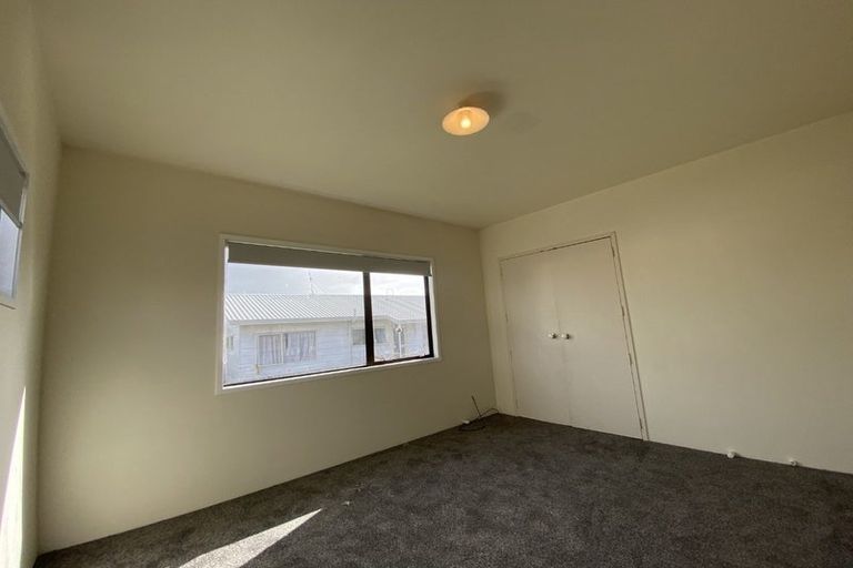 Photo of property in 9a Foxlaw Street, Randwick Park, Auckland, 2105