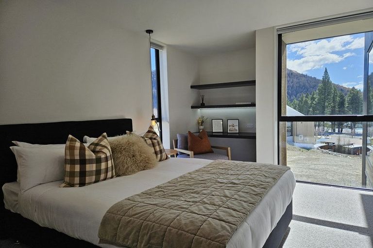 Photo of property in 16 Station Bay Rise, Lake Tekapo, 7999