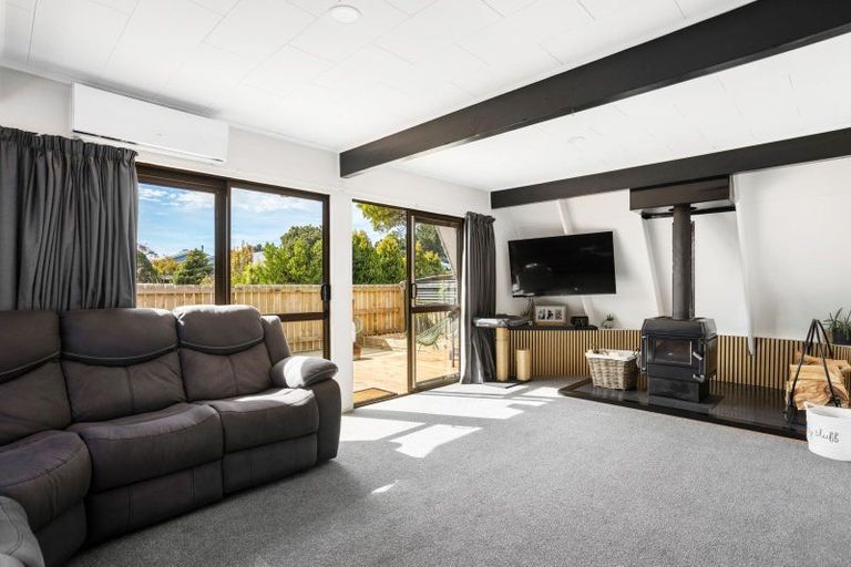 Photo of property in 28 Canberra Place, Waldronville, Dunedin, 9018