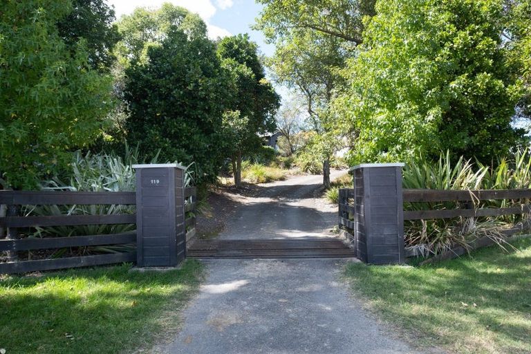 Photo of property in 119 Holt Road, Puketapu, Napier, 4182