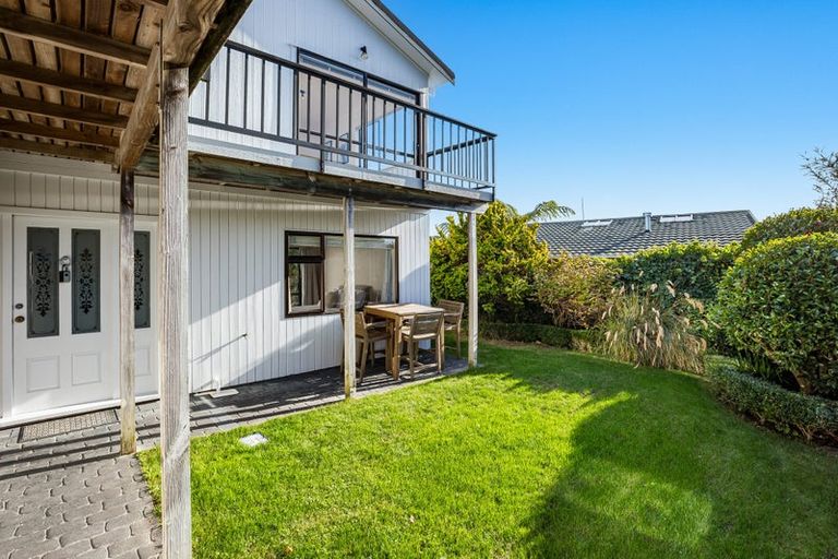 Photo of property in 22 Mercury Way, Whitby, Porirua, 5024
