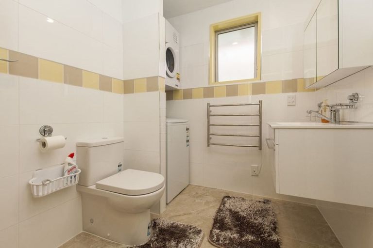 Photo of property in 2/80 Bishop Street, St Albans, Christchurch, 8014