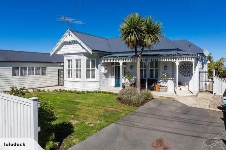 Photo of property in 84 Tomahawk Road, Andersons Bay, Dunedin, 9013