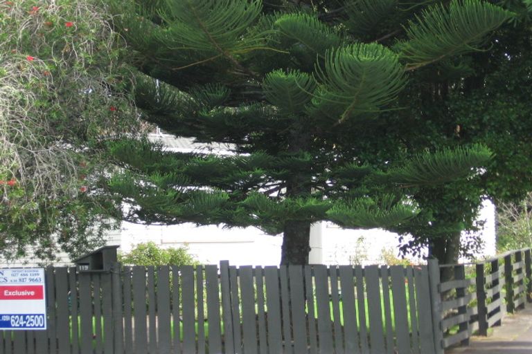 Photo of property in 119 Atkinson Road, Titirangi, Auckland, 0604