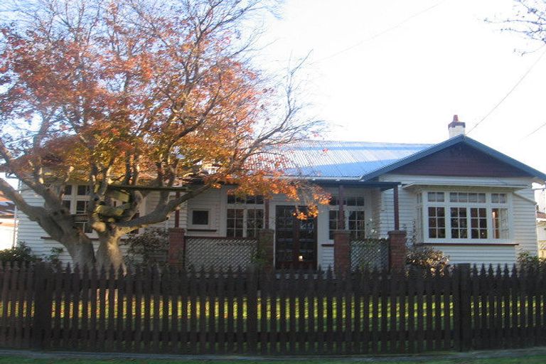 Photo of property in 12 Burnside Street, Waterloo, Lower Hutt, 5011