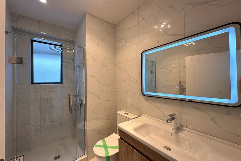 Photo of property in 14 Parahau Road, Papakura, 2110