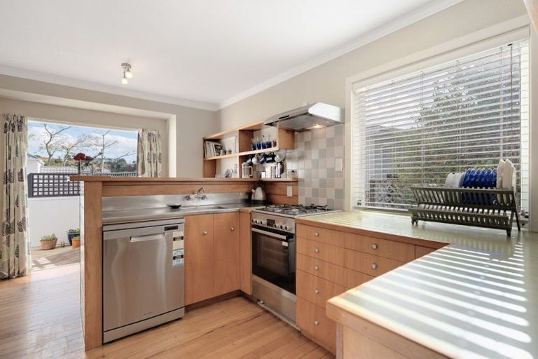 Photo of property in 7a Goods Road, Otumoetai, Tauranga, 3110