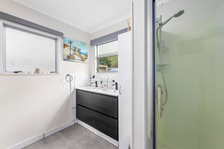 Photo of property in 45 Dorset Street, Picton, 7220