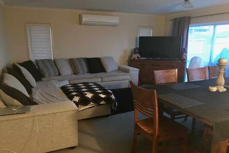 Photo of property in 9 Hector Drive, Rototuna North, Hamilton, 3210