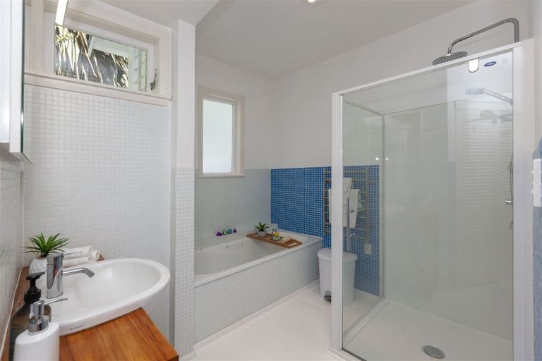 Photo of property in 20 Pingau Street, Paekakariki, 5034