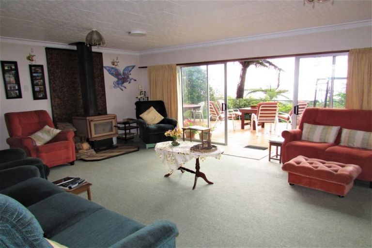 Photo of property in 20 Weenink Road, Karoro, Greymouth, 7805