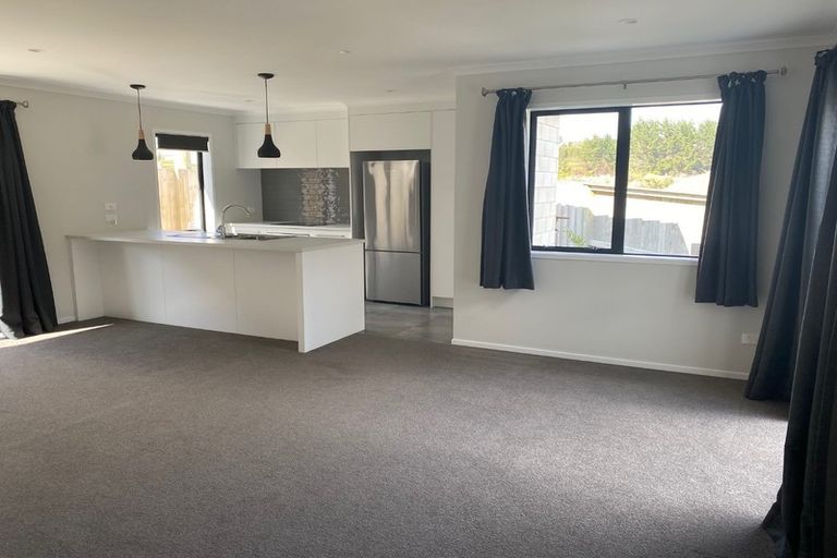 Photo of property in 310a Lakes Boulevard, Pyes Pa, Tauranga, 3112