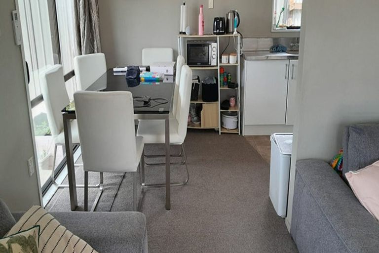 Photo of property in 1/467 Gloucester Street, Taradale, Napier, 4112