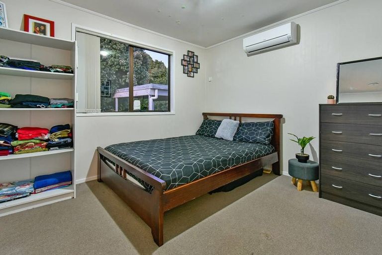 Photo of property in 2/12 Taitimu Drive, Weymouth, Auckland, 2103