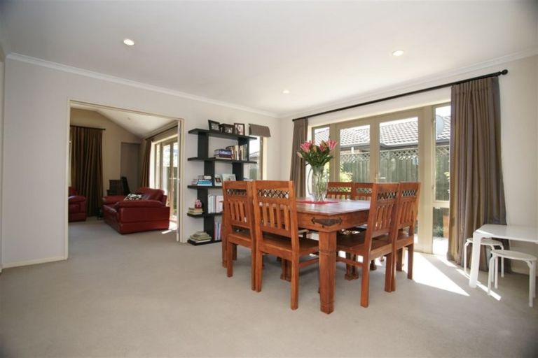 Photo of property in 1 Bayliss Close, Northwood, Christchurch, 8051