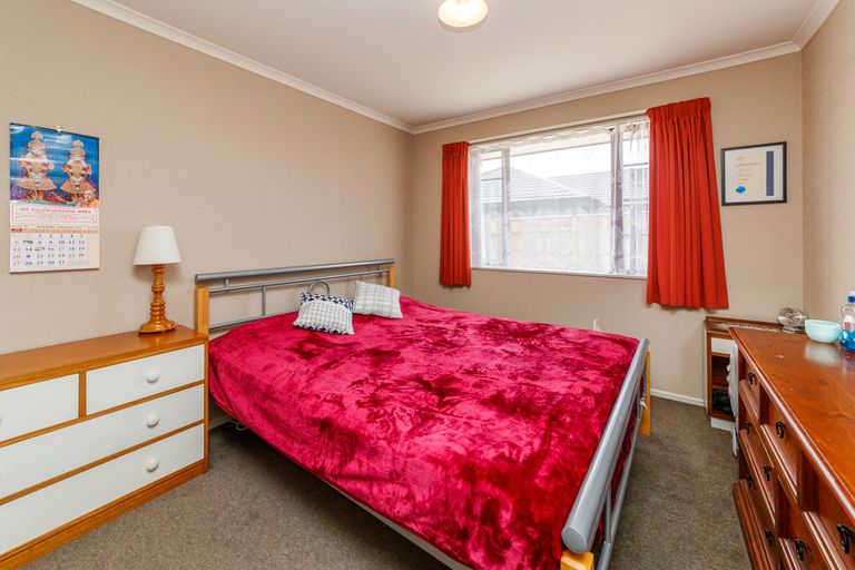 Photo of property in 66 Branigan Parade, Kelvin Grove, Palmerston North, 4414