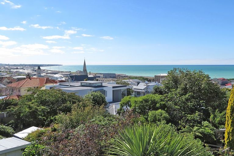 Photo of property in 24 Wansbeck Street, South Hill, Oamaru, 9400