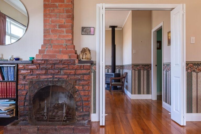 Photo of property in 72 Waerenga Road, Otaki, 5512