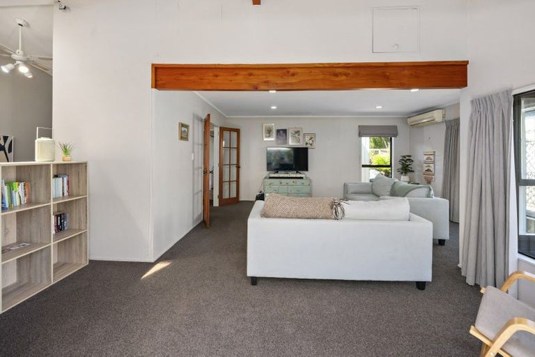 Photo of property in 42 Icarus Place, Sunnybrook, Rotorua, 3015