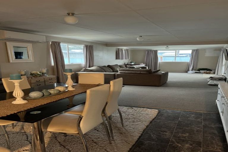 Photo of property in 16a Hall Place, Foxton Beach, Foxton, 4815