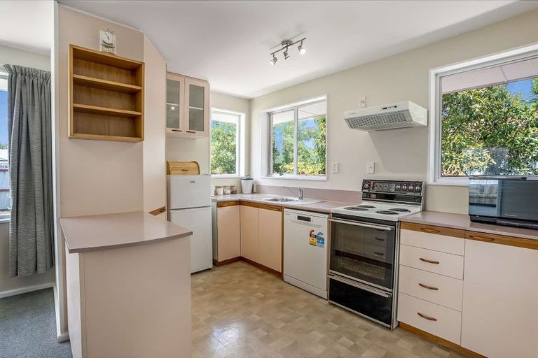 Photo of property in 76 Bush Street, Rangiora, 7400