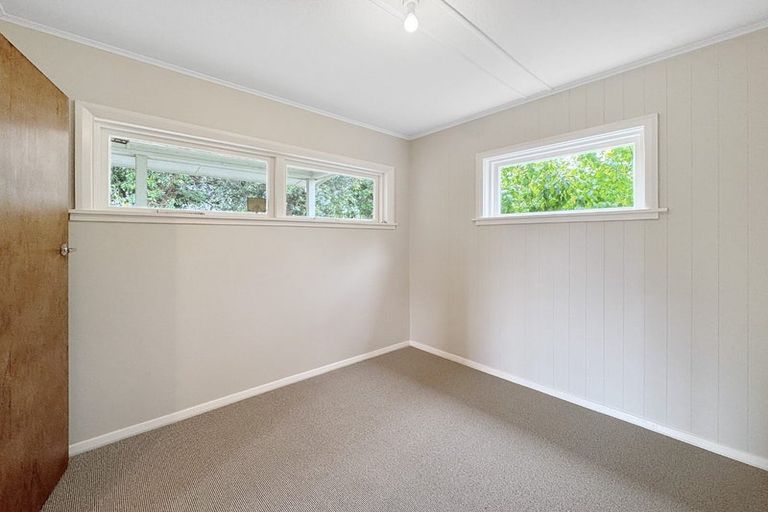 Photo of property in 18 Newry Road, Raumati Beach, Paraparaumu, 5032