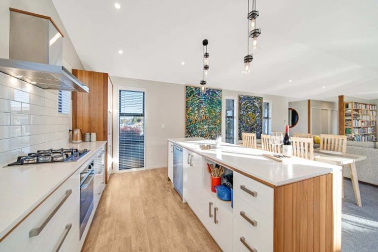 Photo of property in 2 Claremont Crescent, Amberley, 7410