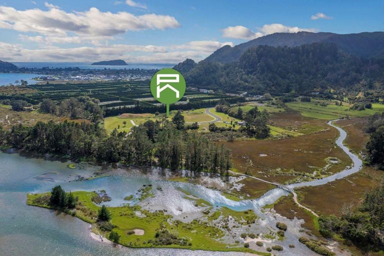 Photo of property in 26 North Ridge Drive, Pauanui, 3579