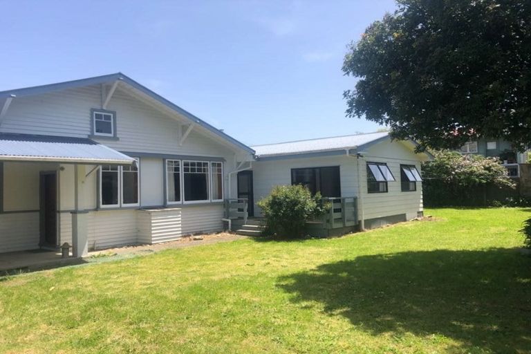 Photo of property in 37 Mcparland Street, Ebdentown, Upper Hutt, 5018