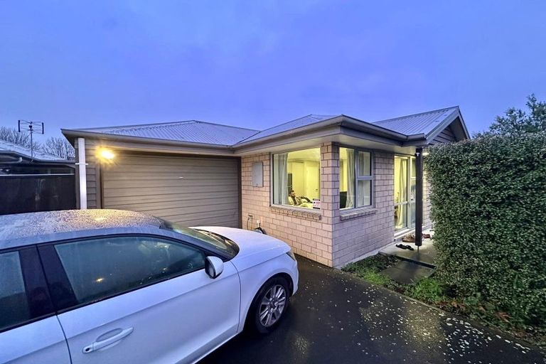 Photo of property in 184 Lincoln Road, Addington, Christchurch, 8024