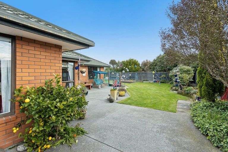 Photo of property in 11 Blakeley Place, Kaiapoi, 7630