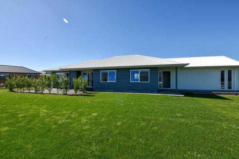 Photo of property in 12 Fantail Avenue, Carterton, 5713