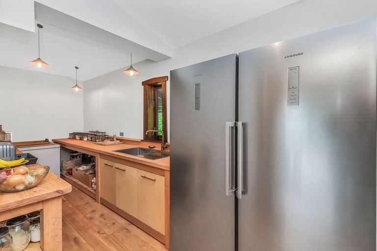 Photo of property in 302 Whitecliffs Road, Whitecliffs, Coalgate, 7673